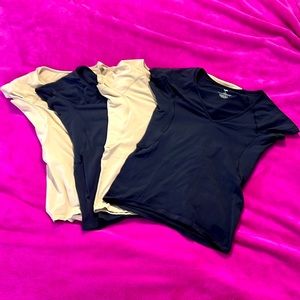 All four (4) Knix sweat proof layering shirts VGUC sz M